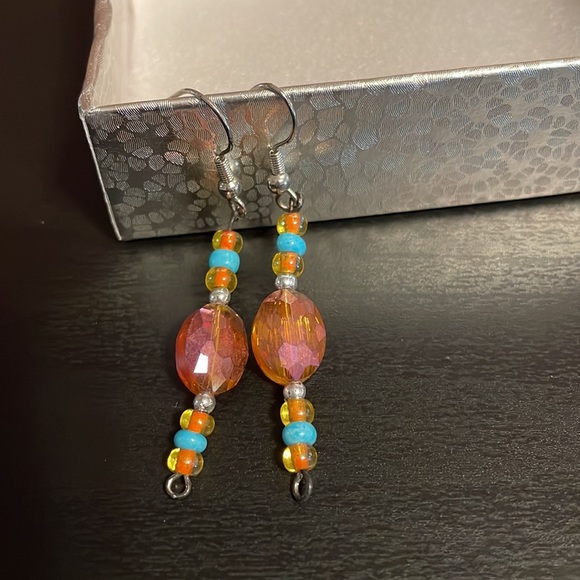 Beaded Jewelry Set - Picture 3 of 3